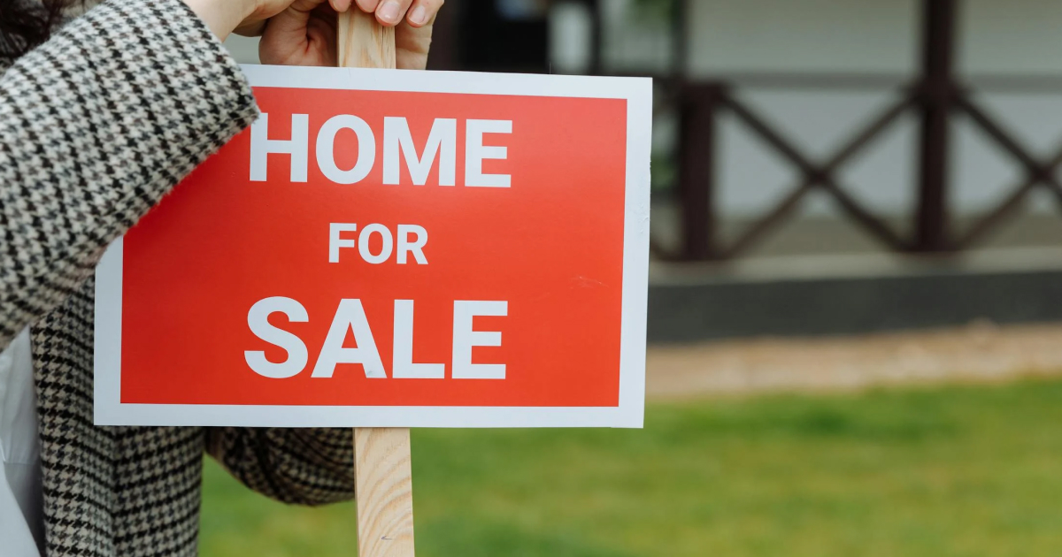 For Sale By Owner: A Complete Guide to Selling Your Home Without a Realtor